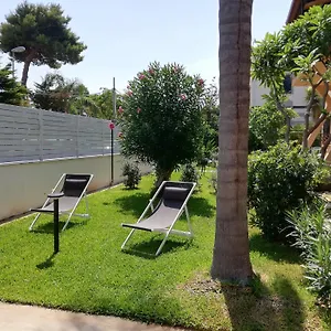  Dom wakacyjny Felix - In A 600m Dal Mare